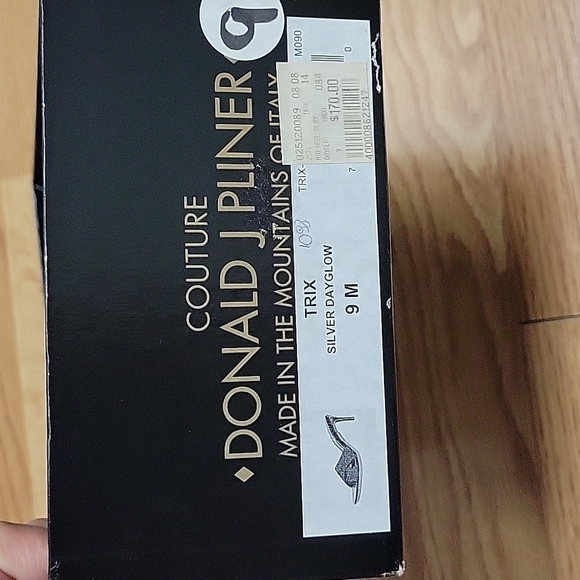 Donald J Pliner Couture Leather Slides Gray Heels Sandals Size 9 Women's - Picture 8 of 10